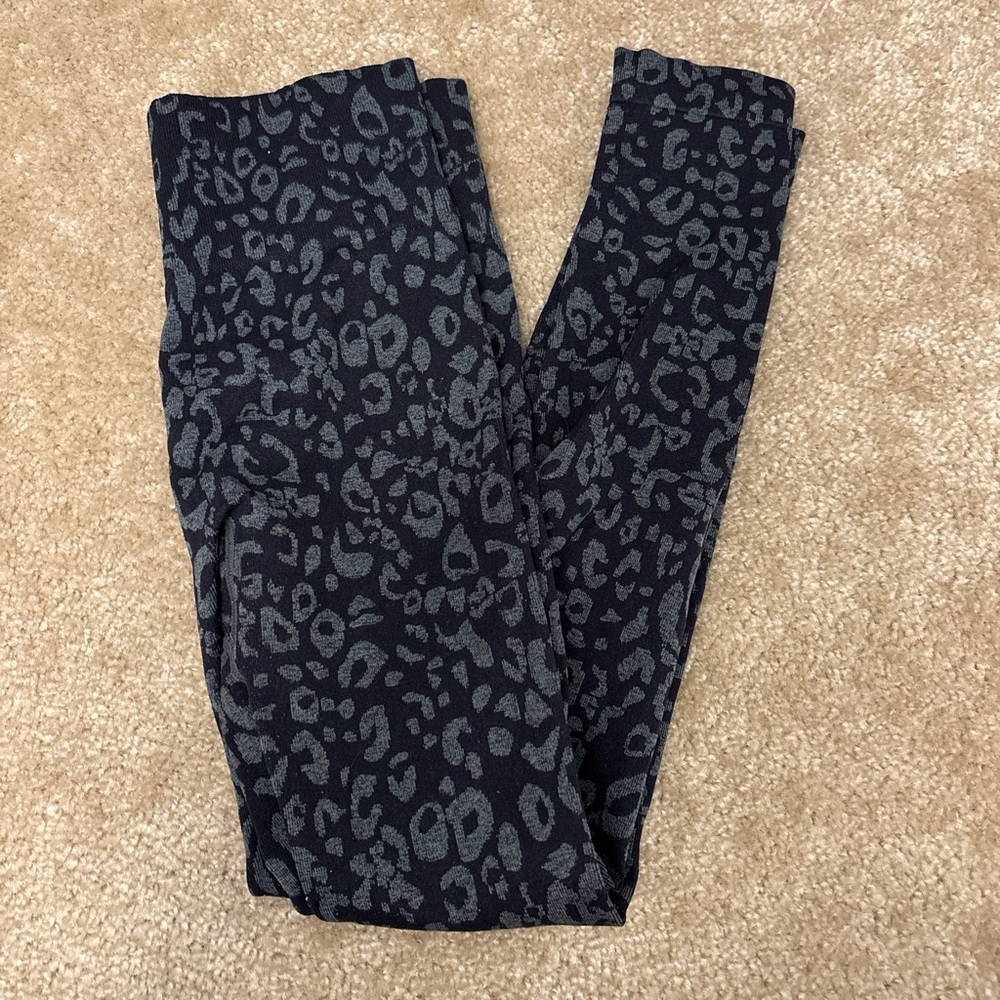 Amazon Black and Gray Leopard Print Leggings